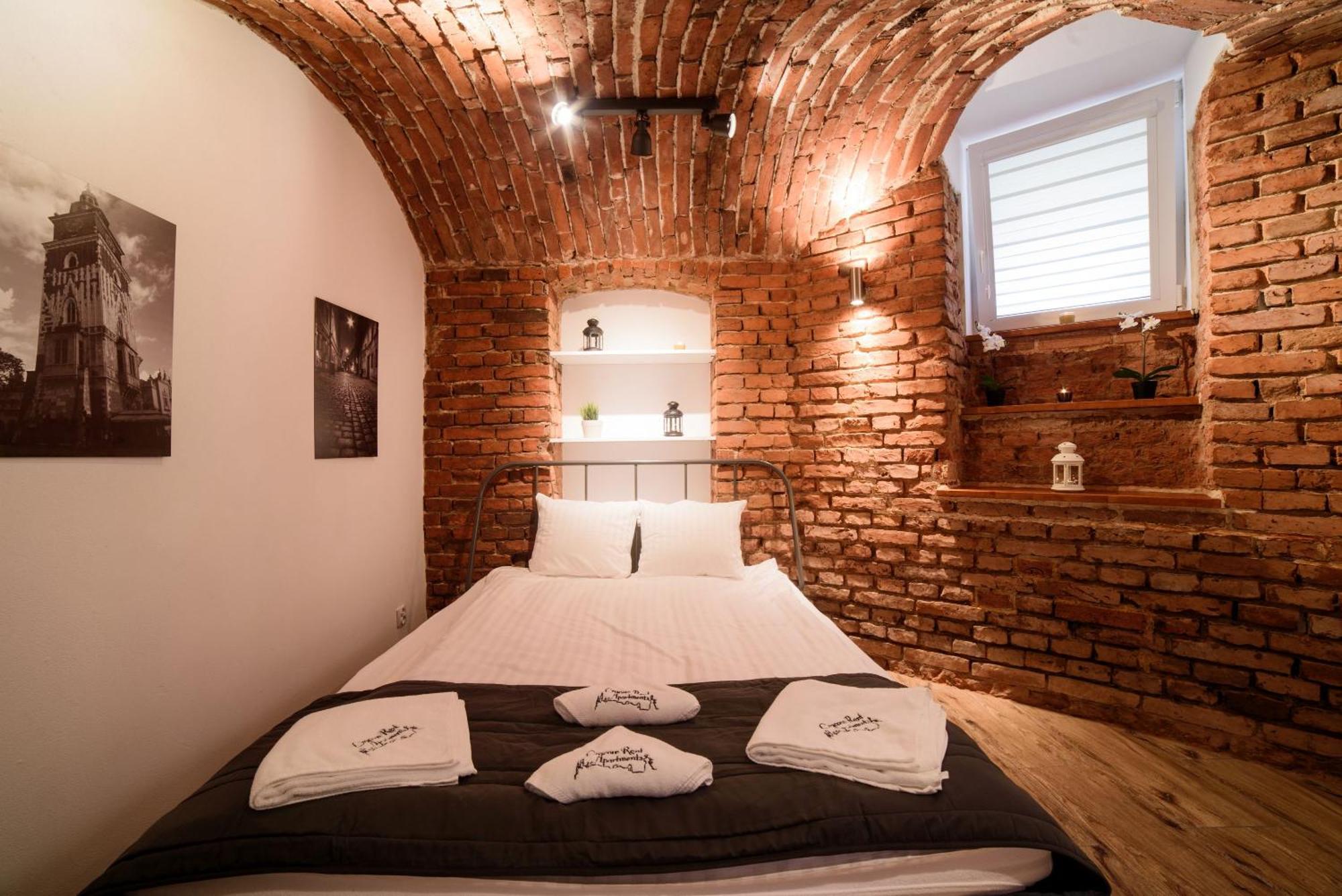 Cracow Rent Apartments - Spacious Apartments For 2-7 People In Quiet Area - Kolberga Street Nr 3 - 10 Min To Main Square By Foot Krakow Dış mekan fotoğraf