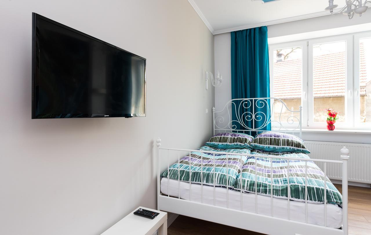 Cracow Rent Apartments - Spacious Apartments For 2-7 People In Quiet Area - Kolberga Street Nr 3 - 10 Min To Main Square By Foot Krakow Dış mekan fotoğraf