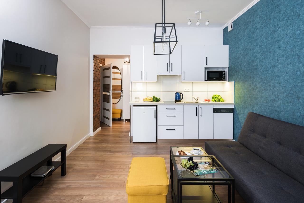 Cracow Rent Apartments - Spacious Apartments For 2-7 People In Quiet Area - Kolberga Street Nr 3 - 10 Min To Main Square By Foot Krakow Dış mekan fotoğraf