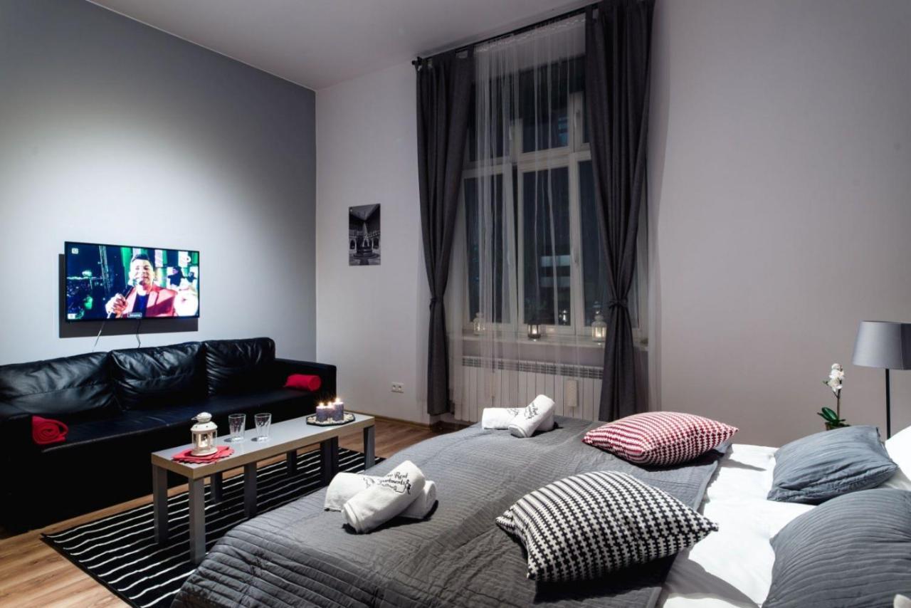 Cracow Rent Apartments - Spacious Apartments For 2-7 People In Quiet Area - Kolberga Street Nr 3 - 10 Min To Main Square By Foot Krakow Dış mekan fotoğraf